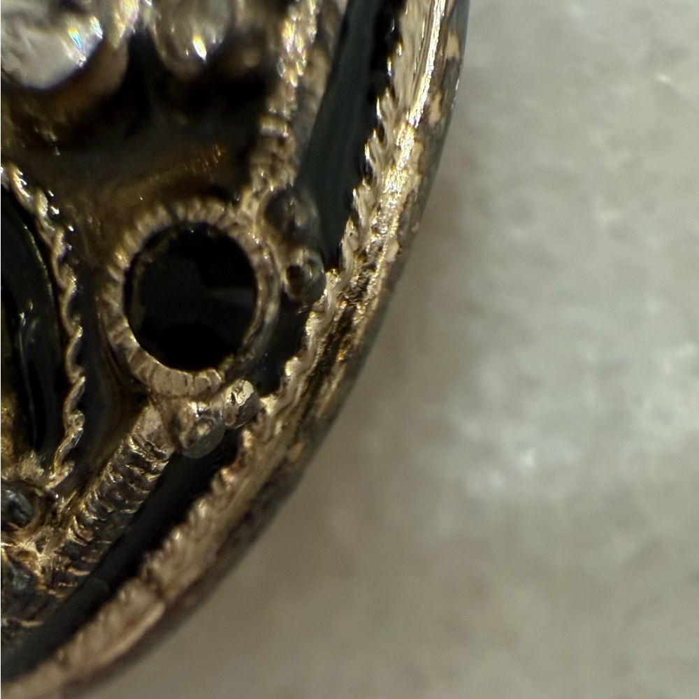 Gripoix 100% authentic Chanel  Black and Gold Button - Picture 8 of 9